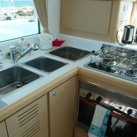 Maol Ботель Сен-Жиль-Круа-де-Ви